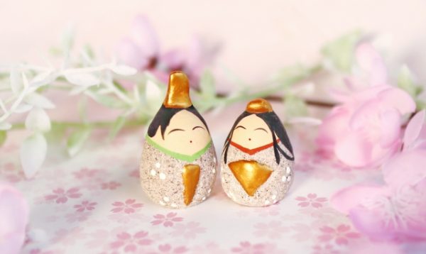 桃の節句・雛祭りのプチギフトやお配りに人気のお菓子は？